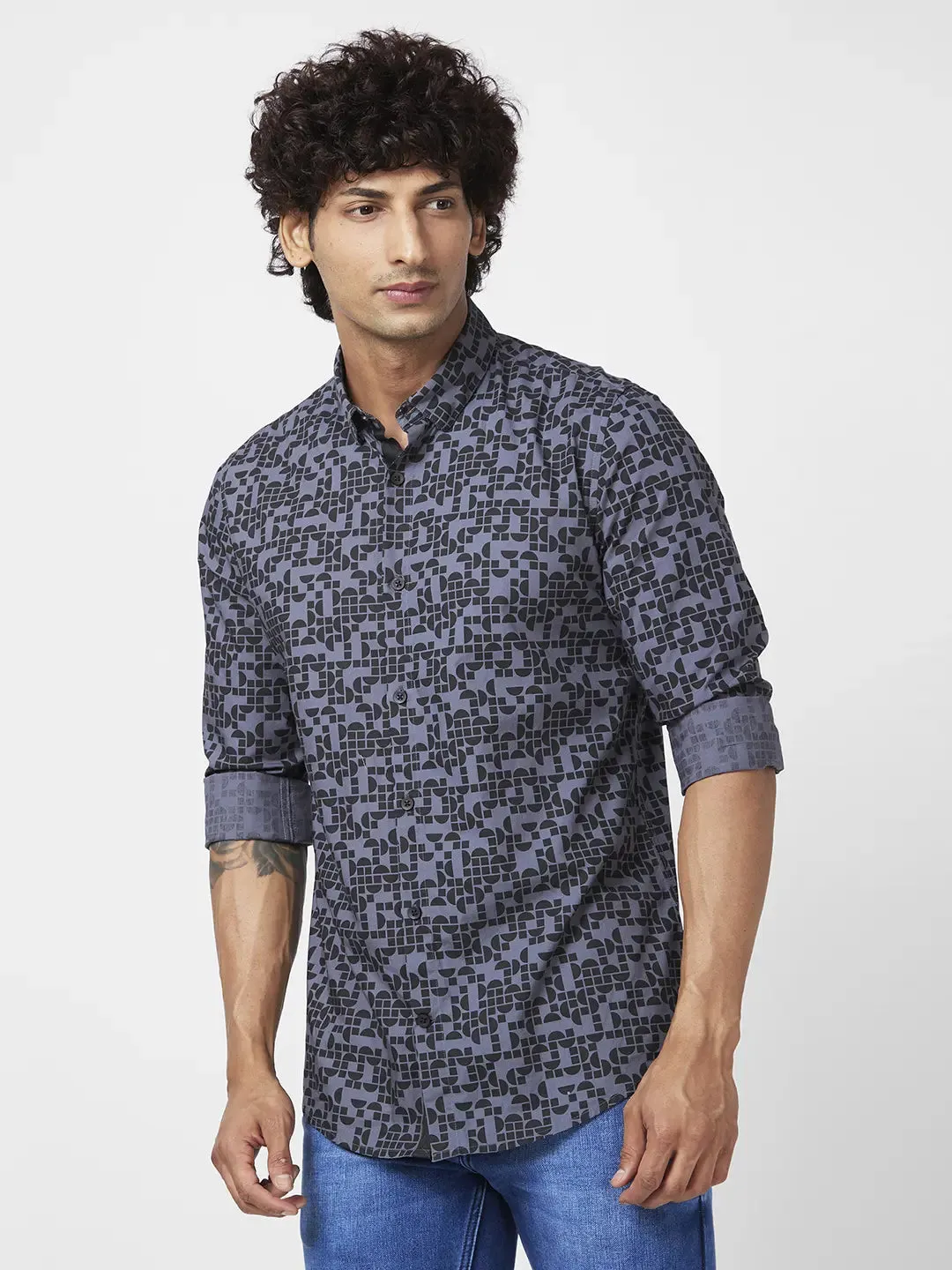 Spykar Men Dark Grey Poplin Regular Slim Fit Full Sleeve Causal Printed Shirt